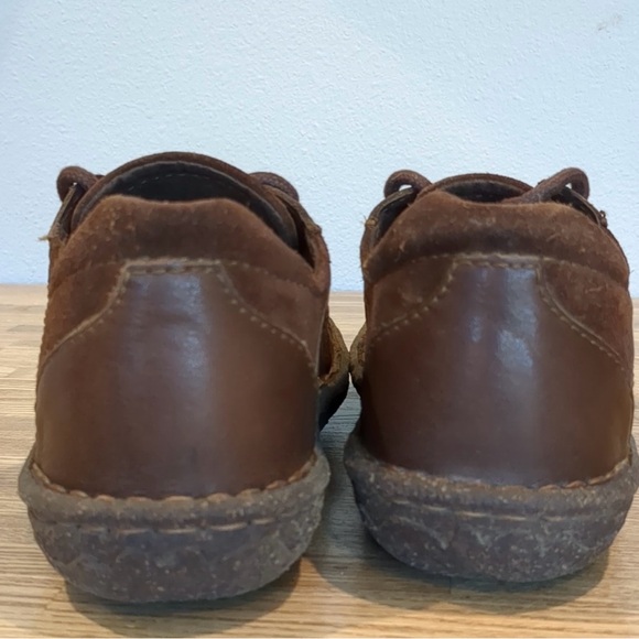 Born Lace Up Shoes - Picture 6 of 10